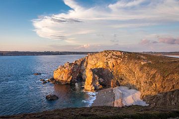 Rocky coast at Pointe de Dinan, Crozon, Brittany by Christian Müringer