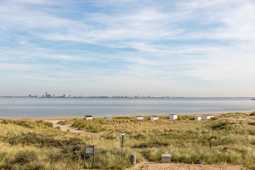 Beach cottages in Zeeland Flanders by Percy's fotografie