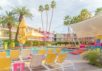 Poolbereich im Saguaro Hotel – Palm Springs von Tom Windeknecht