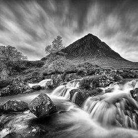 Buachaille Etive Mor - De Hooglanden in zwart-wit van Rolf Schnepp