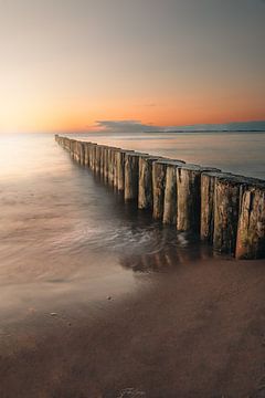 Groyne Sunset by Fabian Elsing