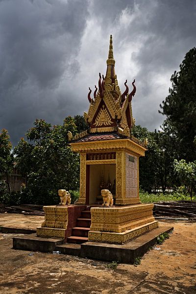 Wat Sen Monorom before the storm by Frank Photos
