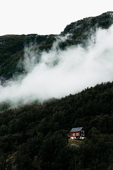 Paysage de montagne minimaliste nordique
