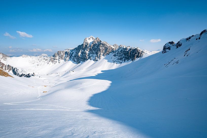 Winter view of the Lachenspitze by Leo Schindzielorz