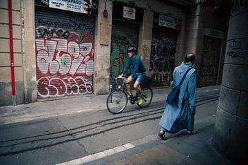 Street in Barcelona van Piotr Aleksander Nowak