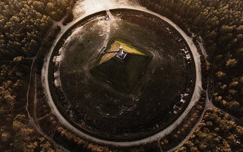 Sonnenuntergang bei der Pyramide von Austerlitz