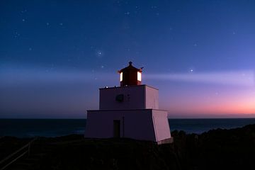 Amphitrite Point Lighthouse, Ucluelet, British Columbia, Canada sur Colin Bax