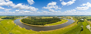 Die Landschaft entlang der IJssel im Sommer
