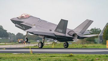 Atterrissage du Lockheed Martin F-35A Lightning II. sur Jaap van den Berg