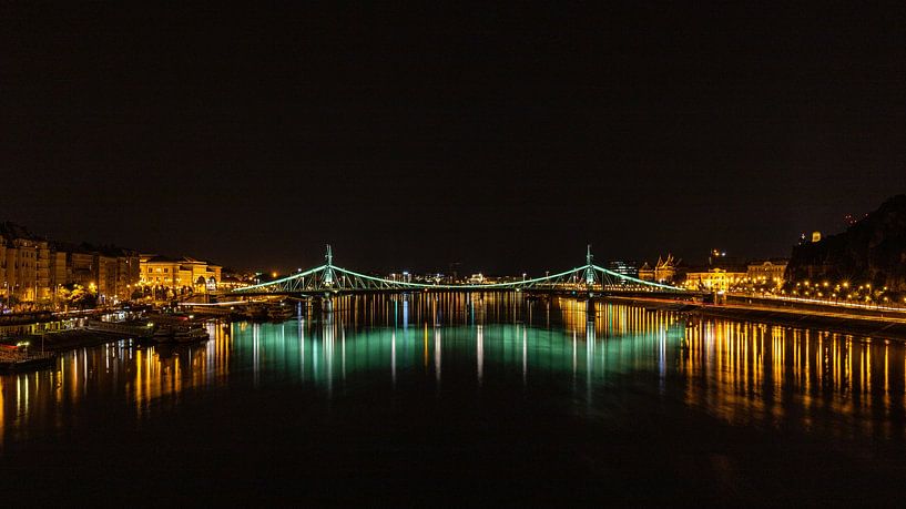 Budapest by Hello Pompoyo