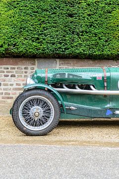 Alvis speed 25 Special Sport Britse 1936 sportwagen voorkant. van Sjoerd van der Wal Fotografie