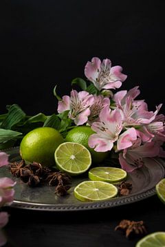 Lime and lilies by Ninette