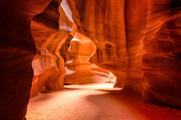 Antelopen Canyon, Page, Arizona in America by Michael Bollen