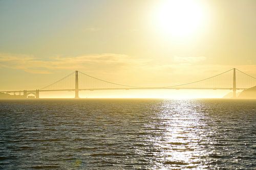 Helder licht bij zonsondergang