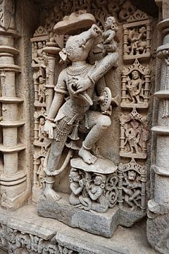 Die faszinierenden Skulpturen von Rani Ki Vav von Frank Photos