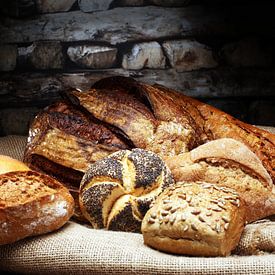 Verschillende soorten brood en broodjes op een bakkersposter van Beats