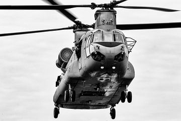 Incoming Chinook by Bas Alstadt Fotografie