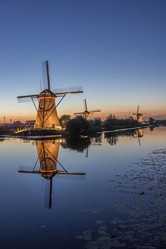 Illuminated windmills at Kinderdijk 2013 - part two van Tux Photography