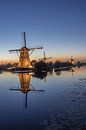 Illuminated windmills at Kinderdijk 2013 - part two van Tux Photography thumbnail