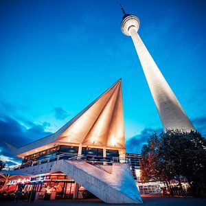 Berlin – Fernsehturm / Sockelgebäude