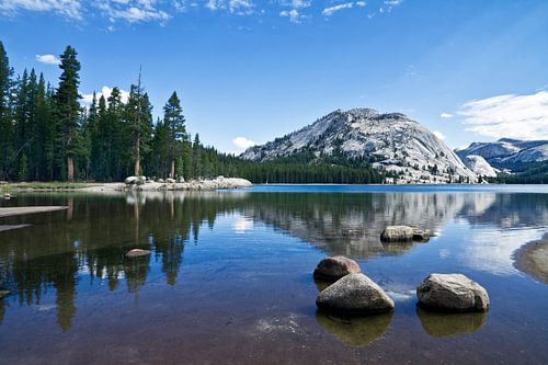YOSEMITE VALLEY Tenaya Lake II