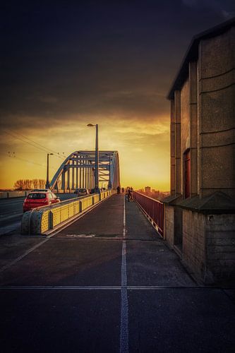 Dark clouds and traffic over the John Frostbridge in Arnhem