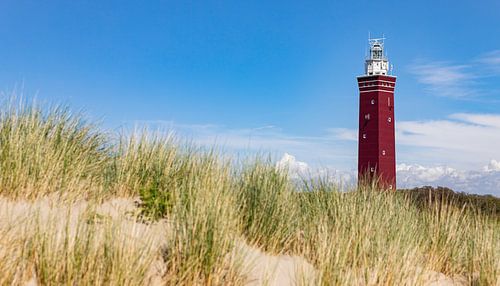 Strand met de vuurtoren van Ouddorp 2