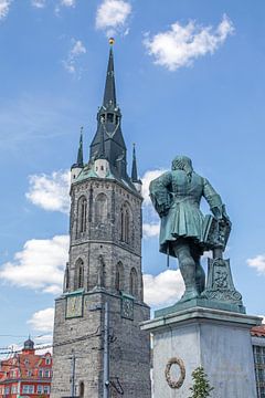 Halle (Saale) - La Tour Rouge et le monument à Georg Friedrich Händel sur t.ART