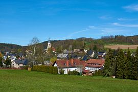 Blick auf Wehrsdorf in der Oberlausitz von Karin Jähne