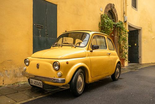 Fiat 500 in Gelb und Grün