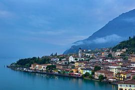 B L A U E . S T U N D E . AU SUJET DE . L I M O N E sur Thomas Herzog