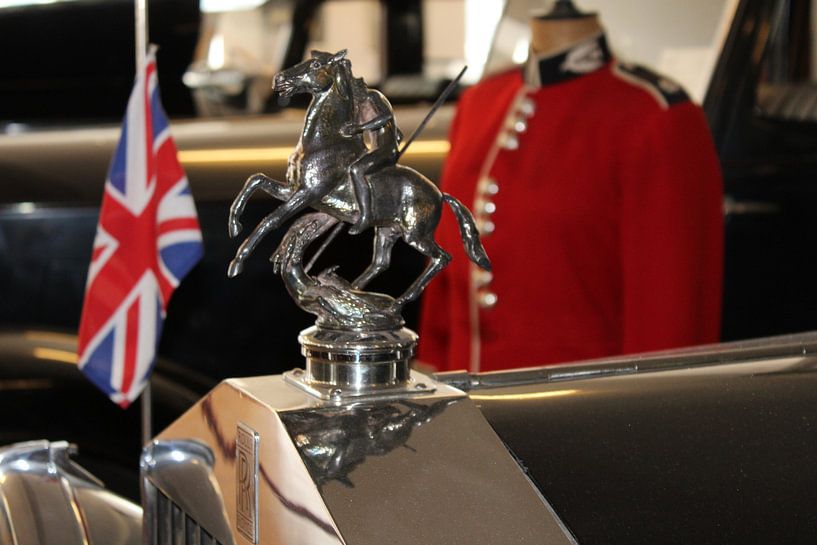Radiateur mascotte d'une Rolls Royce de la Reine Elizabeth 2 par Marvin Taschik