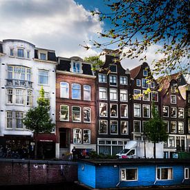 Lieflijk tafereel van Amsterdamse pandjes van ina kleiman