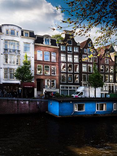 Lieflijk tafereel van Amsterdamse pandjes