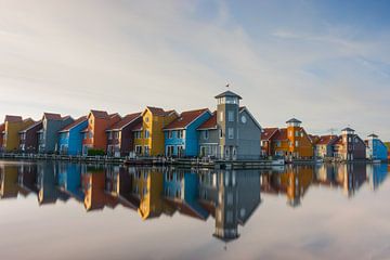 Prachtige reflectie van Reitdiep in Groningen van Patrick Verhoef