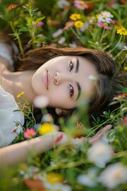 Blütenzauber im Sonnenlicht von Poster Art Shop