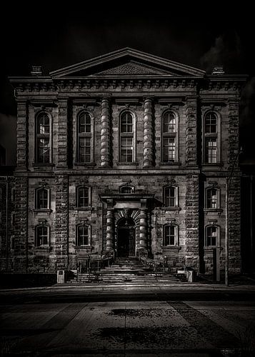 No 550 Gerrard St E Monochrome Version 1