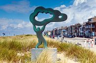 Nuages et vent le long de la promenade de la plage de Katwijk aan Zee par Evert Jan Luchies Aperçu