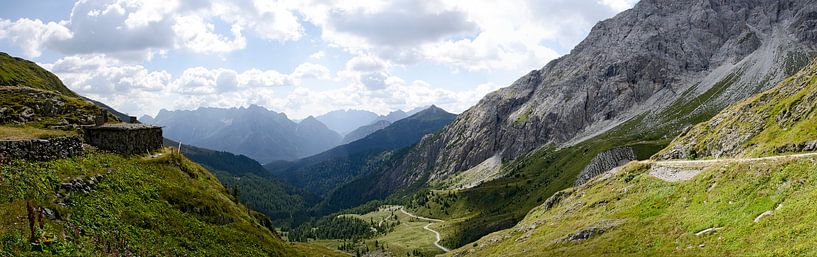 Panoramisch uitzicht in Val Visdende van Leopold Brix