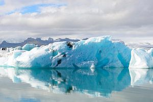 Icebergs floating in the Jokulsalon glacier lagoon in Iceland