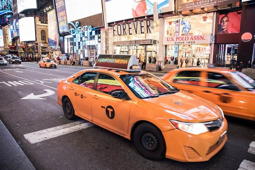 Yellow Cap New York | Taxi New York | Reproduction d'art par Mascha Boot