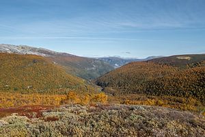 L'automne dans les montagnes norvégiennes sur Mickéle Godderis