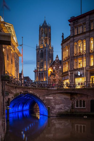 Utrecht, the cathedral and the canals by Elles Rijsdijk
