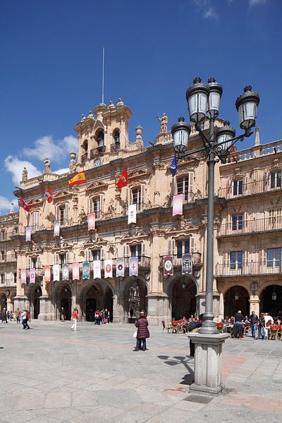Plaza Mayor mit Rathaus , Salamanca, Castilla y Leon, Kastilien-Leon, Spanien by Torsten Krüger