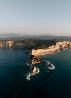 Zonsondergang boven Kaap Drastis – dramatische kustlijn van Corfu