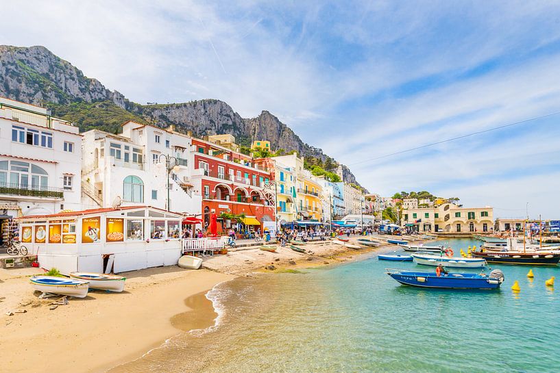 De haven van het Italiaanse eiland Capri van Michiel Ton