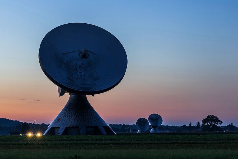 Raistung earth station at idyllic sunset by Frank Herrmann