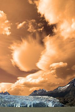 Sunset Grey glacier by Antwan Janssen