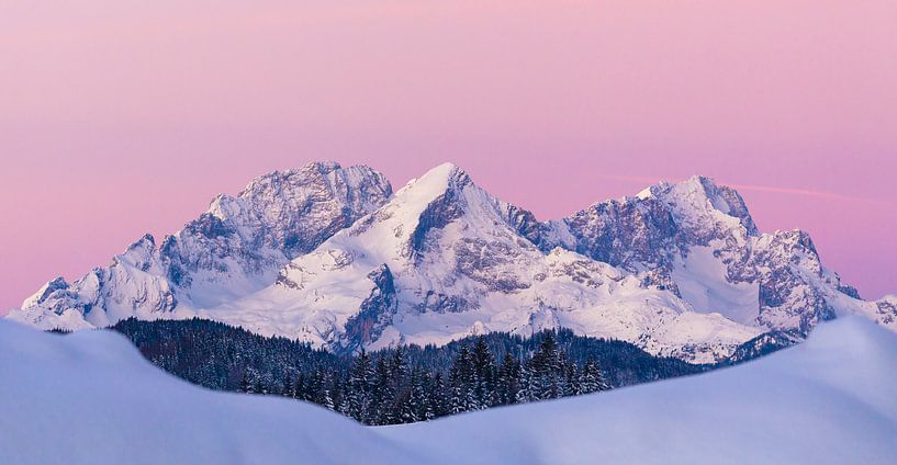 Das Wettersteingebirge im Wintermantel von Manfred Schmierl