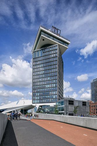 Wide angle shot of Amsterdam Tower against a blue sky 
